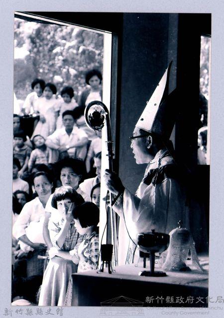 鄧雨賢相關照片96：主教1藏品圖，第1張