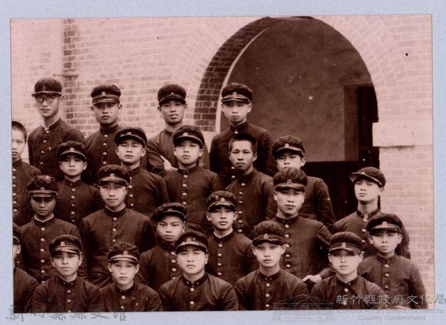 龍瑛宗翻拍照165：竹窗會第九回卒業送別紀念2藏品圖，第1張