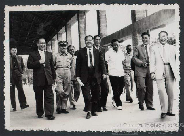 彭縣長出巡各市鎮：新竹市(二)民富國校藏品圖，第1張