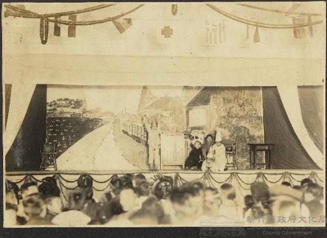 日據時代國小遊藝會活動照片藏品圖，第1張