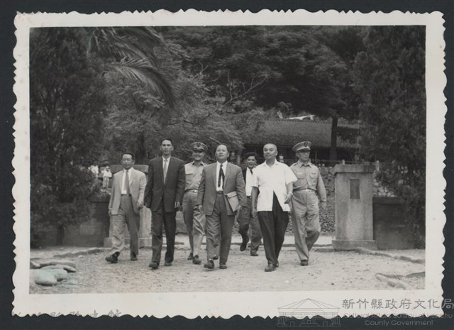 彭縣長出巡各市鎮：橫山鄉 內灣國校藏品圖，第1張