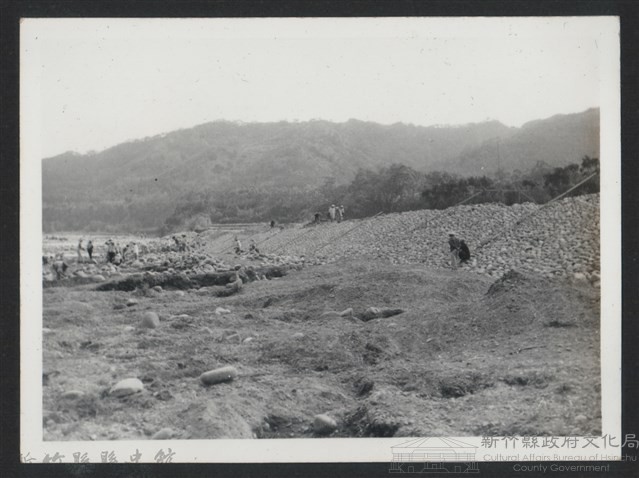 鳳山溪上南和堤防復原工程(堤防復原350M)-施工後藏品圖，第1張