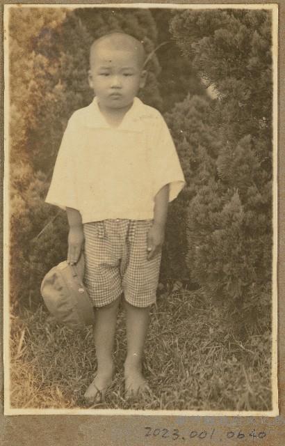 劉興宗兒時照片藏品圖，第1張