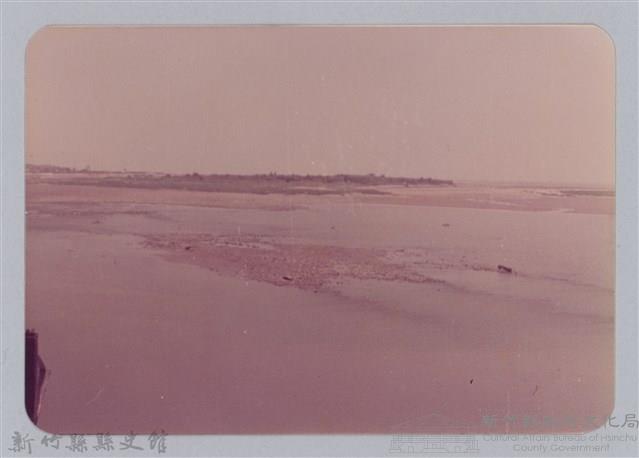 林保仁縣長主政照片：頭前溪剷除高莖作物-19藏品圖，第1張