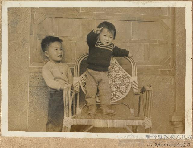 劉邦傑與劉玉媛兒時照片藏品圖，第1張