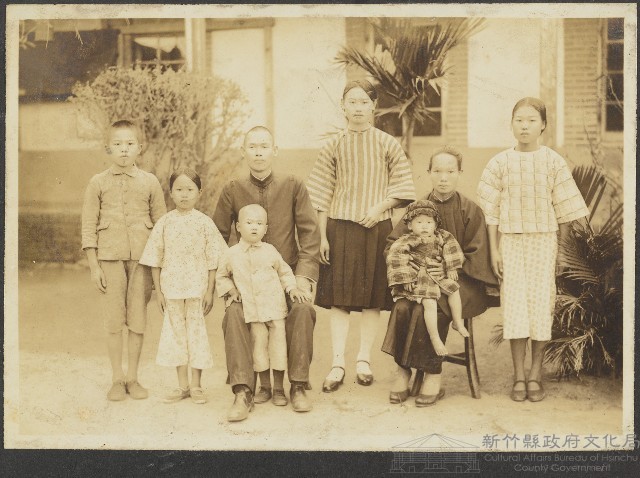劉家均家庭照藏品圖，第1張