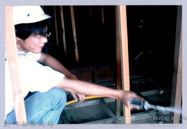 鄧雨賢相關照片151：屋頂修繕2藏品圖，第1張