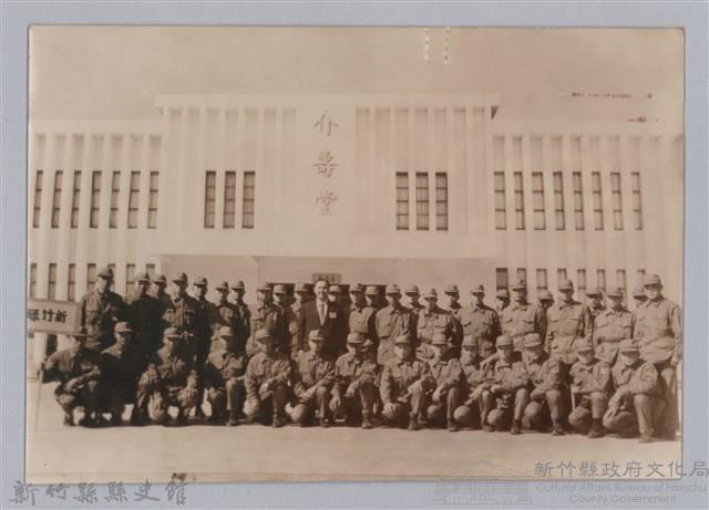 林保仁縣長主政照片：訪金留念-54藏品圖，第1張