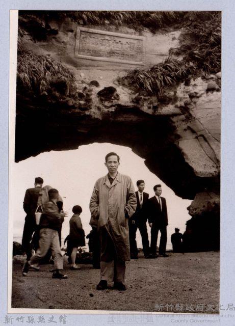 龍瑛宗翻拍照154：龍瑛宗個人照19藏品圖，第1張