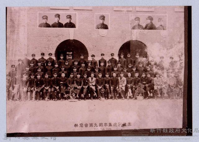 龍瑛宗翻拍照164：竹窗會第九回卒業送別紀念1藏品圖，第1張