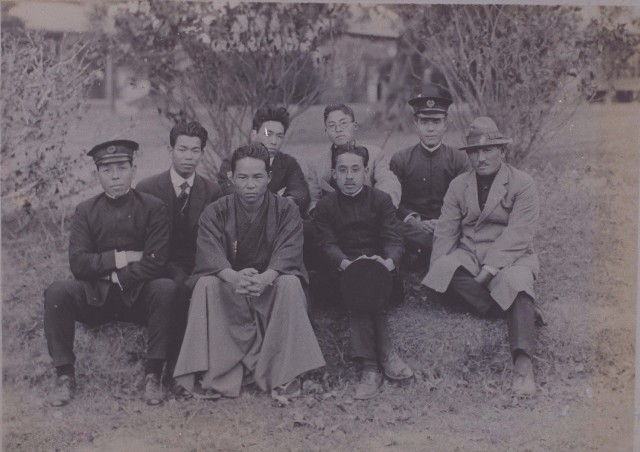 新竹公園內合影藏品圖，第1張