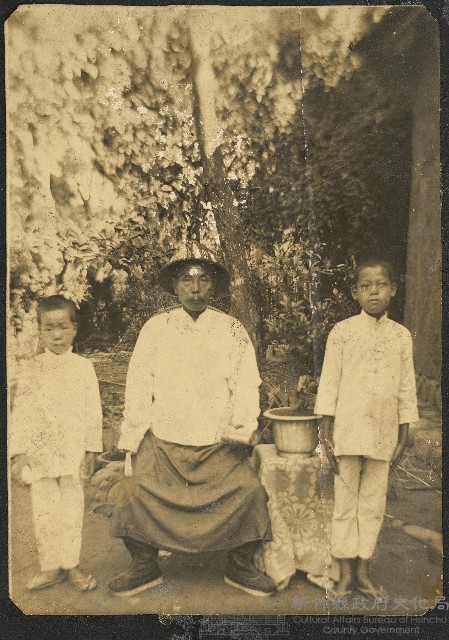 劉瑞球和兒子合影藏品圖，第1張