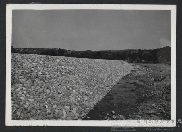 鳳山溪霄裡溪巨埔復原工程(堤防復原200M)-施工後1藏品圖，第1張
