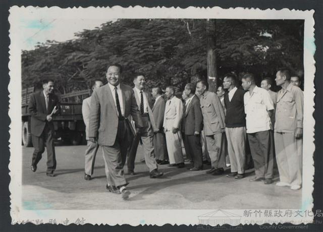 彭縣長出巡各市鎮：關西鎮 關西民眾欢迎藏品圖，第1張