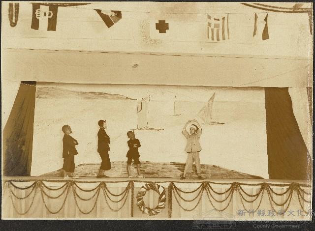 日據時代國小遊藝會活動照片藏品圖，第1張
