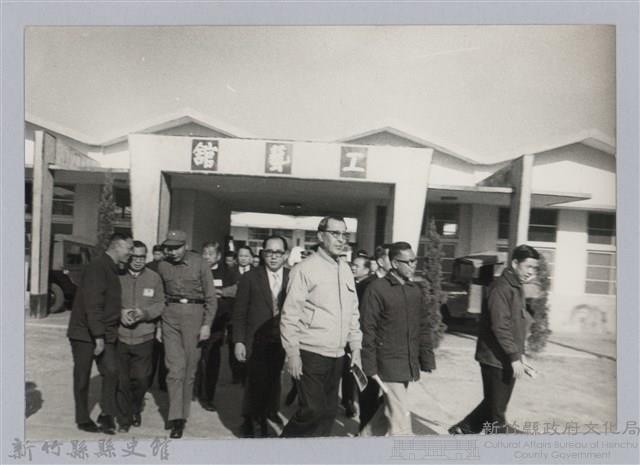 林保仁縣長主政照片：訪金留念-51藏品圖，第1張