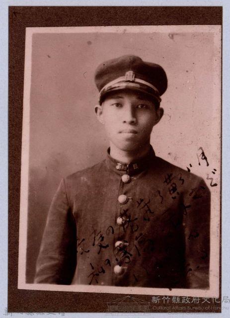 龍瑛宗翻拍照31：龍瑛宗個人照8藏品圖，第1張