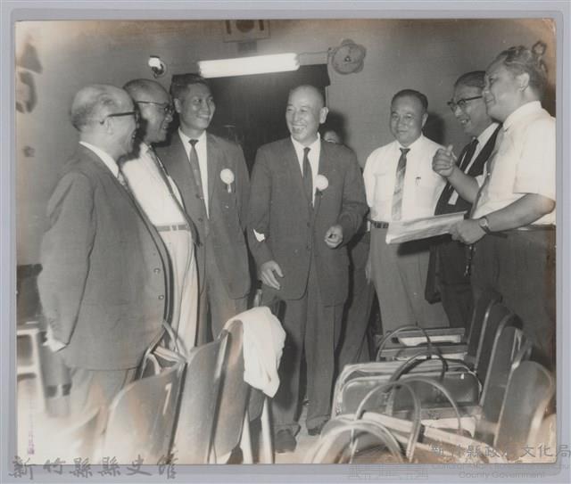 省府秘書長慰問彭縣長藏品圖，第1張