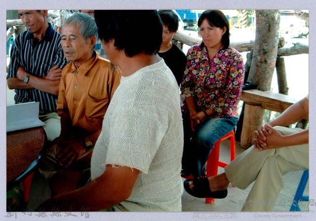 林柏燕老師與泰崗部落族人藏品圖，第1張