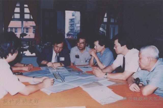 縣治遷建小組商討辦公大廈設計藏品圖，第1張