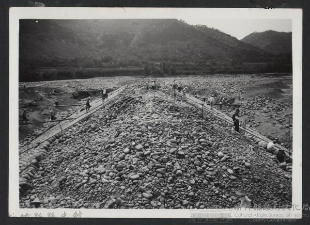 鳳山溪茅子埔堤防復原工程(堤防復原232M丁埧復原2座)-施工中2藏品圖，第1張