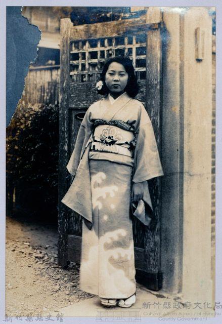 南條博明相片集：穿和服之女士藏品圖，第1張