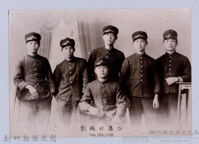 龍瑛宗翻拍照217：彭城み集ひ1藏品圖，第1張