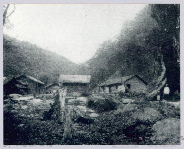 李崠山圖照10-隘勇線山地官吏駐在所藏品圖，第1張