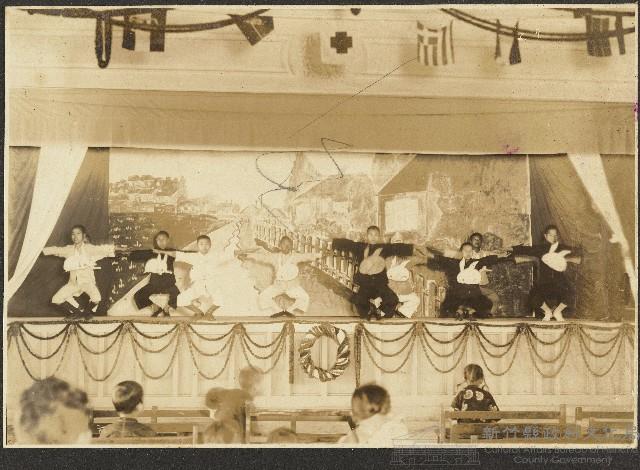 日據時代國小遊藝會活動照片藏品圖，第1張