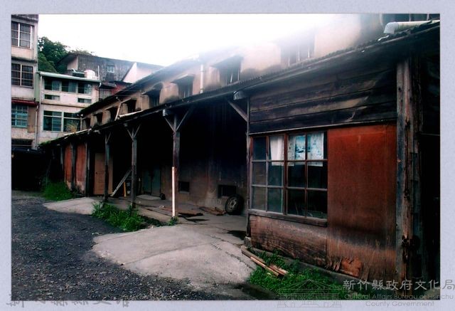 鄧雨賢相關照片58：舊建物藏品圖，第1張