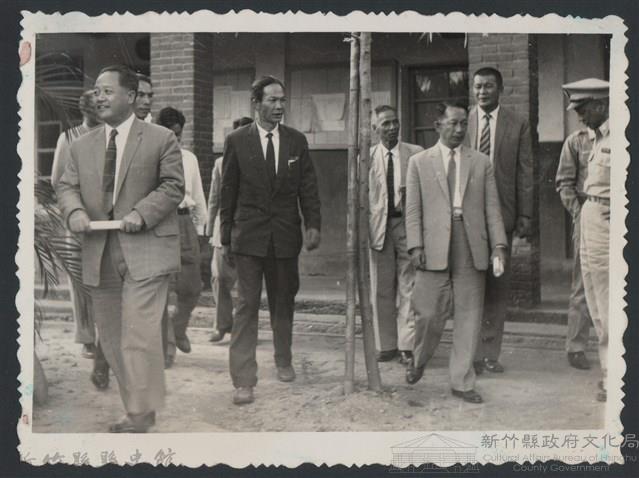 彭縣長出巡各市鎮：關西鎮 農校藏品圖，第1張