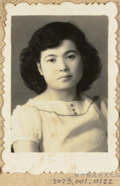 劉家均日據時期或光復後友人照片藏品圖，第1張