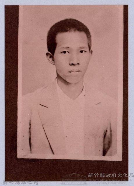 龍瑛宗翻拍照162：龍瑛宗個人照23藏品圖，第1張