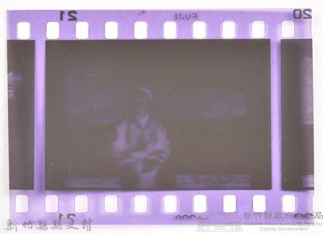 龍瑛宗翻拍照20：底片6藏品圖，第4張