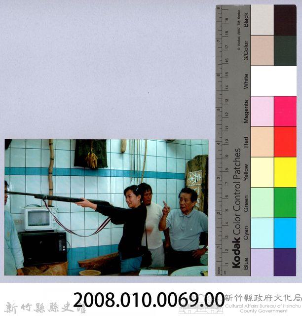 古慧君試用獵槍藏品圖，第4張