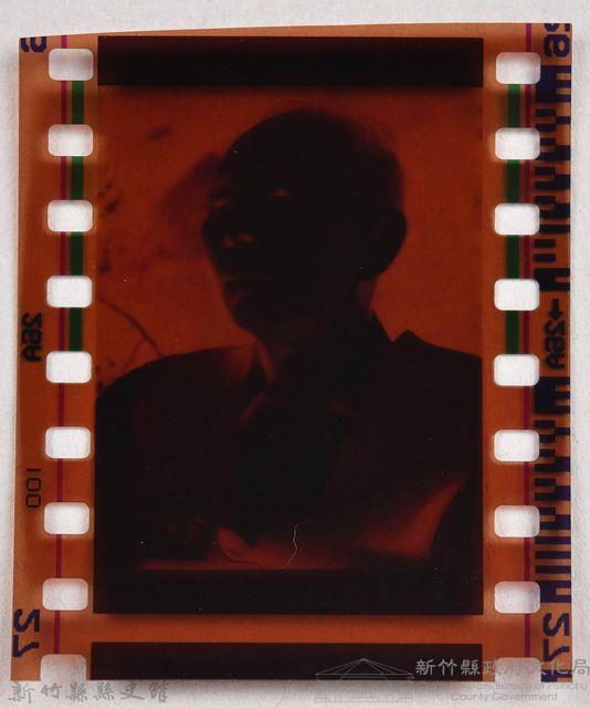 龍瑛宗翻拍照21：底片7藏品圖，第4張