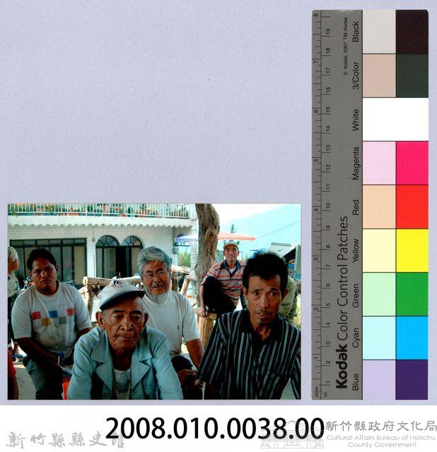 泰崗部落長老合影藏品圖，第4張