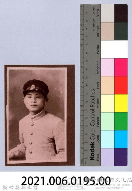 龍瑛宗翻拍照195：學生個人照19藏品圖，第2張