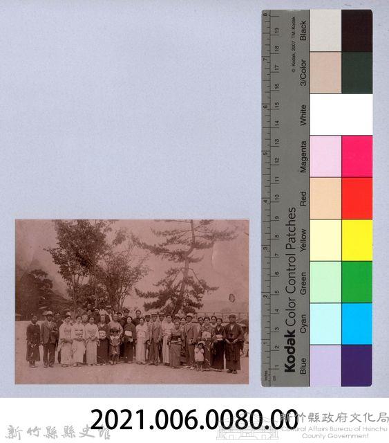 龍瑛宗翻拍照80：龍瑛宗與友人合影1藏品圖，第2張