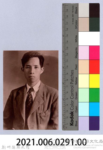 龍瑛宗翻拍照291：龍瑛宗個人照33藏品圖，第2張