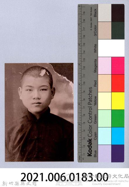 龍瑛宗翻拍照183：男性個人照6藏品圖，第2張