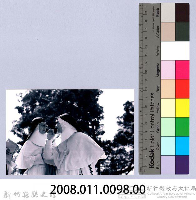 鄧雨賢相關照片89：修女3藏品圖，第2張