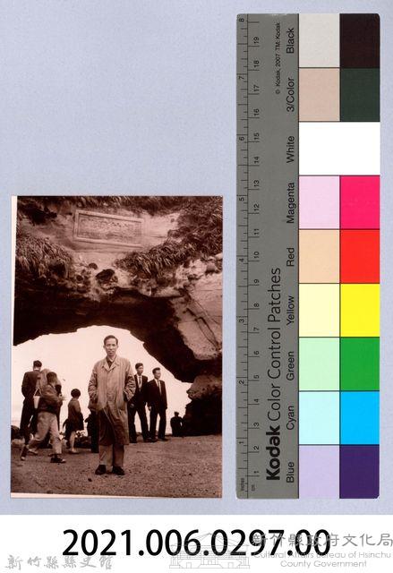 龍瑛宗翻拍照297：龍瑛宗個人照35藏品圖，第2張