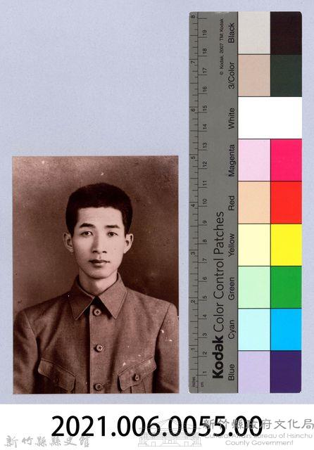 龍瑛宗翻拍照55：男性半身個人照3藏品圖，第2張