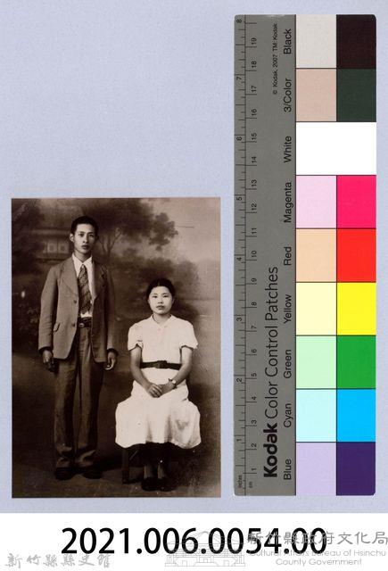 龍瑛宗翻拍照54：男女合照2藏品圖，第2張