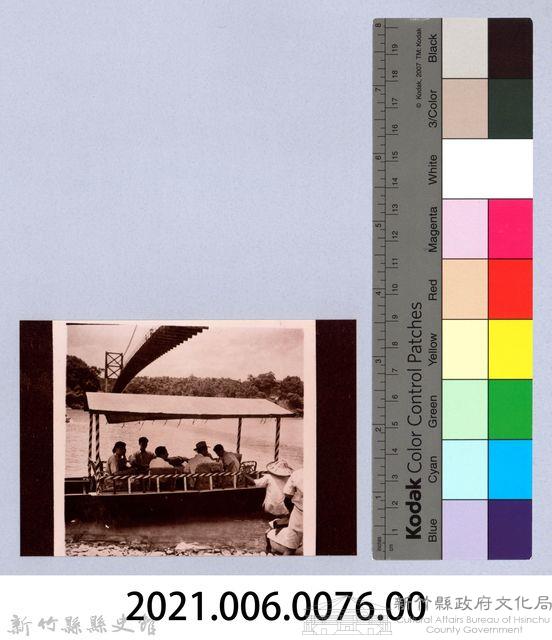 龍瑛宗翻拍照76：遊河藏品圖，第2張