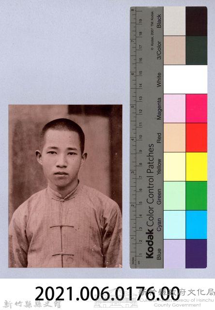 龍瑛宗翻拍照176：男性個人照5藏品圖，第2張