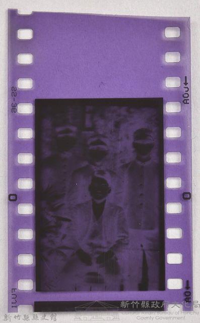 龍瑛宗翻拍照19：底片5藏品圖，第2張
