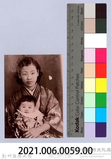 龍瑛宗翻拍照59：母子合影藏品圖，第2張