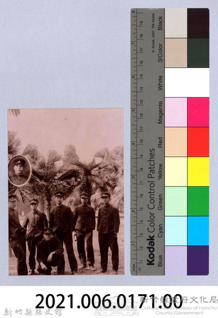 龍瑛宗翻拍照171：龍瑛宗與友人合影38藏品圖，第2張